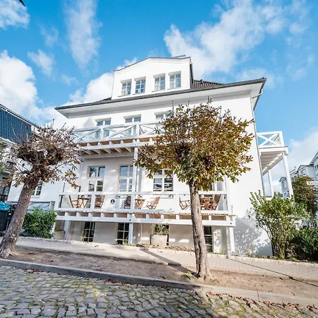 Apartment Im Alten Postamt In Binz